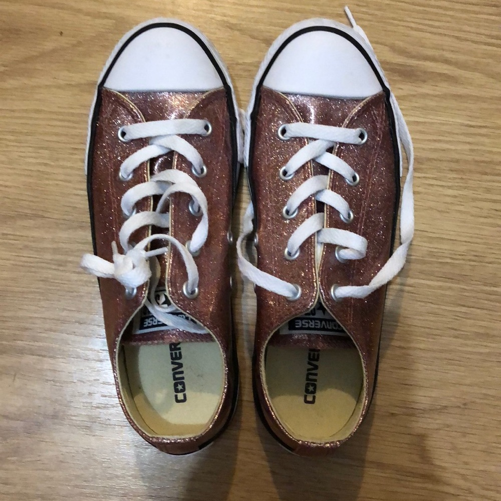 Glitter converse